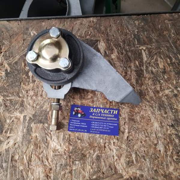 Натяжное устройство компрессора ЯМЗ - 236/238 236-3509300