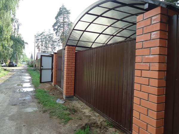 Навес над воротами 4х4 метра