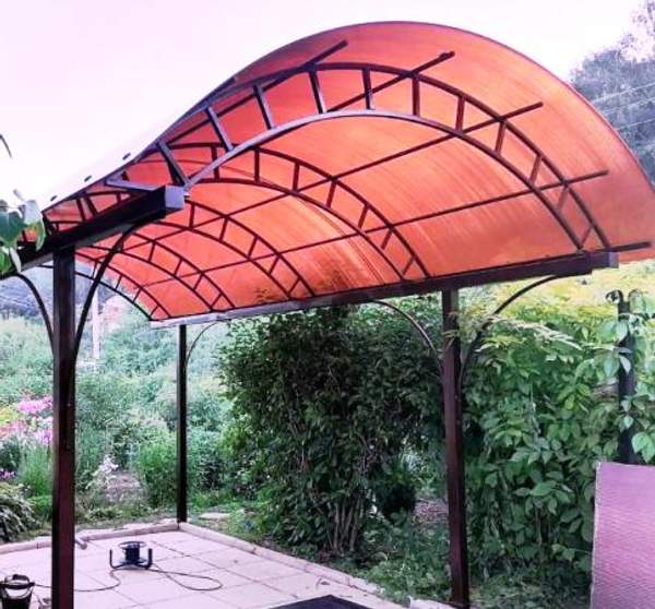 Навес с поликарбонатом