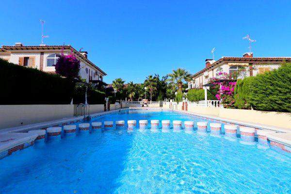 Недвижимость в Испании, Бунгало в Торревьеха,Коста Бланка,Испания