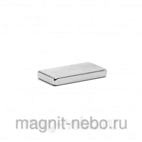 Неодимовая призма 15х8х2 мм