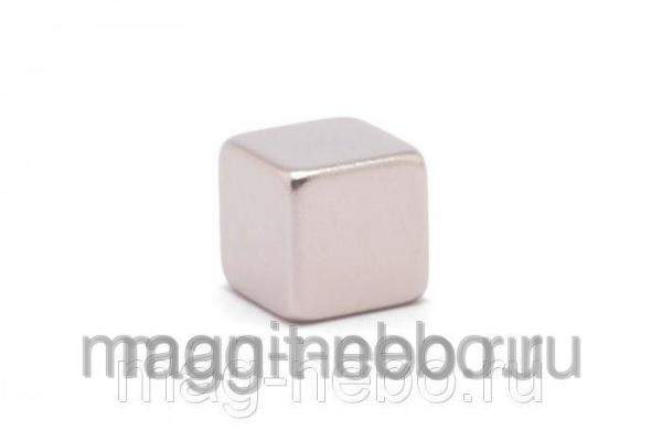 Неодимовая призма 8х8х8 мм