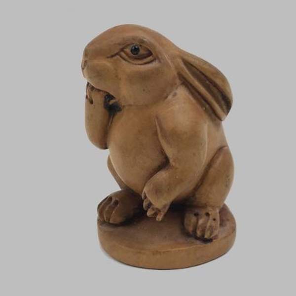 Нэцкэ «Кролик». Япония