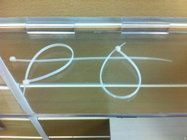 Нейлоновая стяжка(хомут) КСС3х100б (упаковка 100шт)