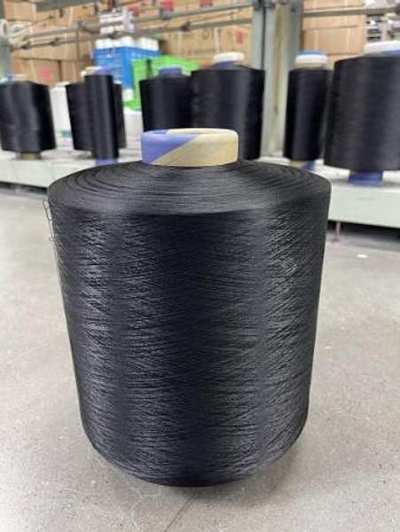 Нить полиэфирная 150 ден (16,7 текс) черная