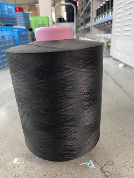 Нить полиэфирная 220 ден (24,5 текс) черная