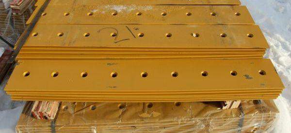 Нож средний ГС-14.03, 18.05 255.07.11.00.001 (1216х180х20) (средний отвал)