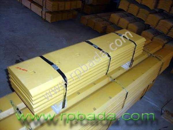 Нож центральный бульдозера Shantui SD16 16Y-80-00019