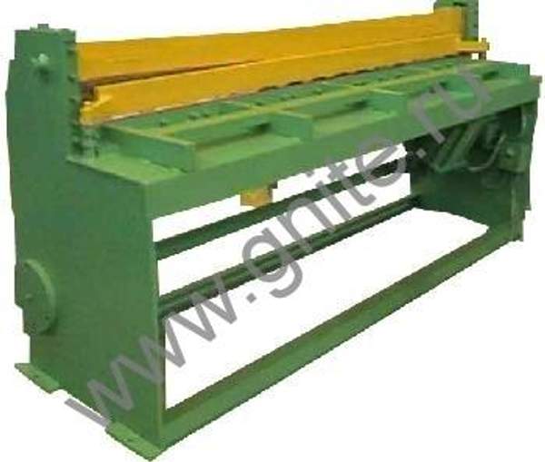 Ножницы гильотинные пневматические (до 1,2 мм)