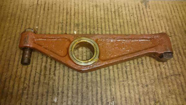 NVD48A2U (НВД48А2У) Коромысло выпускного клапана 832-23905