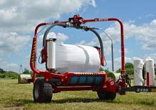 Обмотчик рулонов прицепной, самозагружающийся, скоростной Z-598