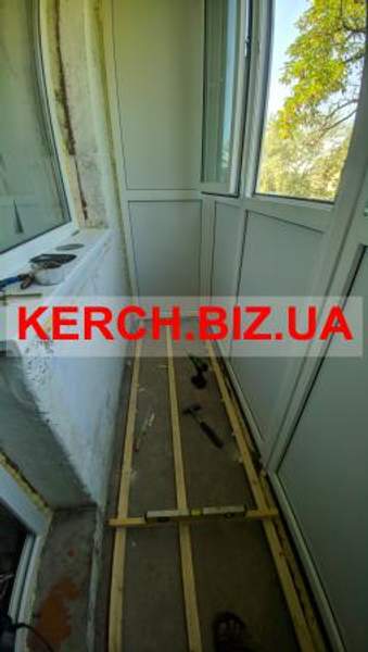 Обшивка внутри П-образного балкона, ул. Юных Ленинцев д. 4