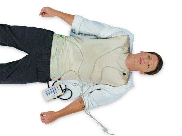 Обучающий жилет для ЭКГ-мониторинга