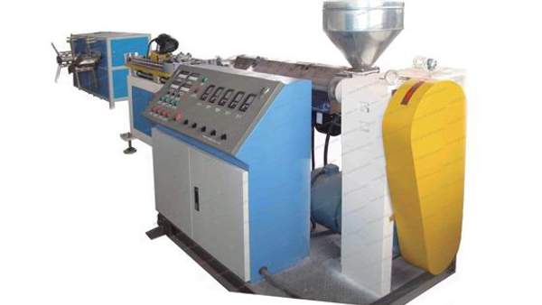 Одноместный (двухместный) гофрированные линии по производству труб ПЭ / ПВХ