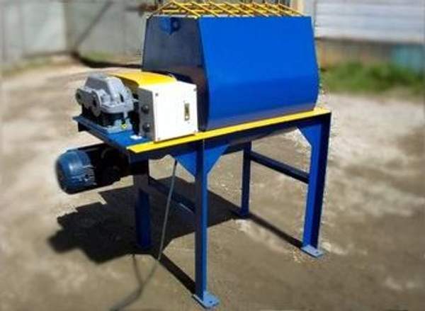 Одновальный бетоносмеситель БП-1Г-100л.