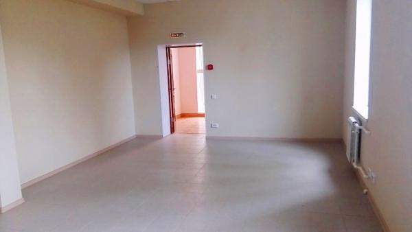 Офис аренда 84 кв.м. на 2м и 3м этаже. ремонт. салон, лаборатория, и т.п.