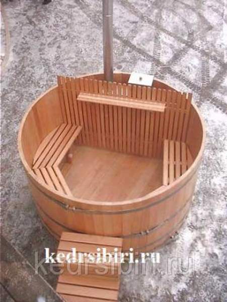 Офуро (Фурако) (японская купель, японская баня), диаметр 150, (кедр), с лестницей