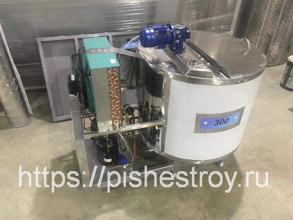 Охладитель молока вертикальный 200