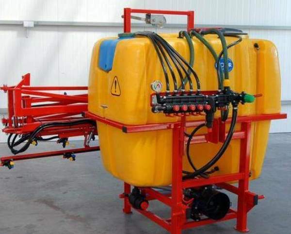 Опрыскиватель навесной 800L 15м Demarol Польша