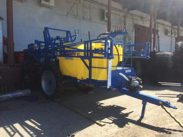 Опрыскиватель прицепной штанговый 21м ОПШ 2.500