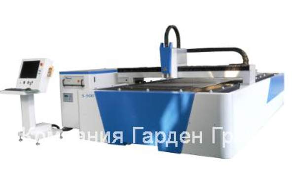 Оптоволоконный лазерный станок SFL1560