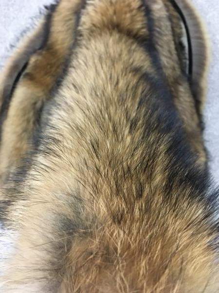 Опушки из натурального меха енота оптом от производителя