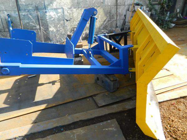 Отвал (лопата) снегоуборочный на трактор Т-150, ЮМЗ, МТЗ