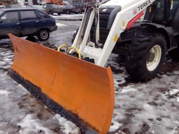 Отвал механический на экскаватор-погрузчик Terex, NewHolland, Volvo, Casе, HIDROME, Caterpillar, Komatsu, JCB