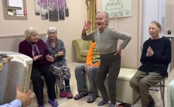 Пансионат для пожилых людей с деменцией спб в спб петербург санкт-петербург