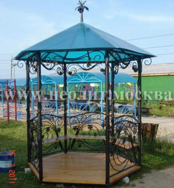 Парковая беседка кованная БК-01