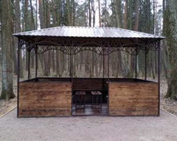 Парковая беседка со столами и лавками БС-028