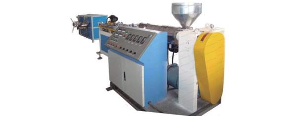 ПЭ / ПВХ одноместный (двухместный) гофрированные линии по производству труб