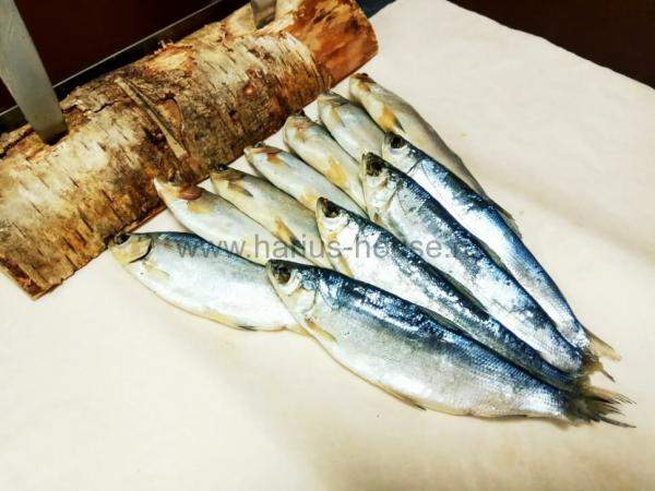 Пелядь вяленая (Тюмень) ~ 400 гр.