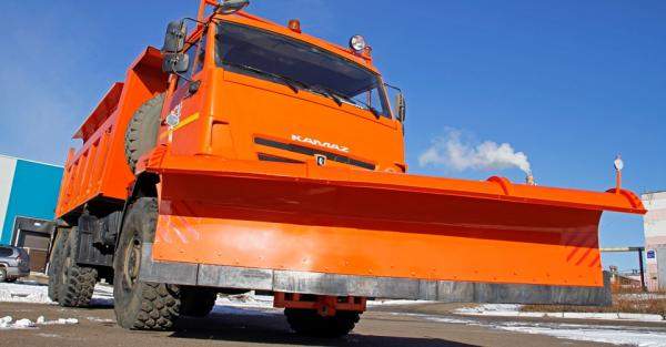 Передний поворотный отвал КАМАЗ Комплект