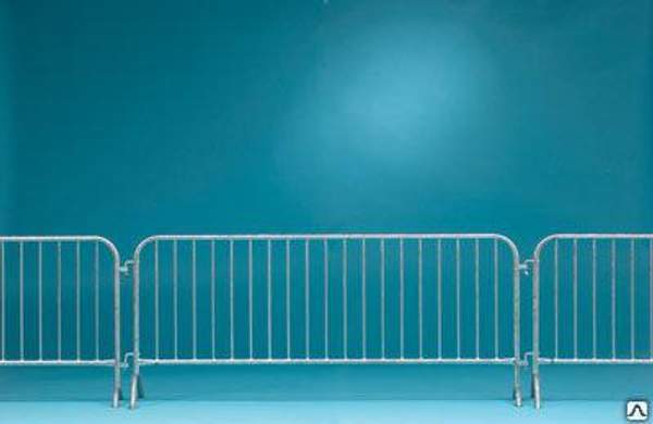 Переносные, мобильные ограждения на опорах "BARRIER" (Фан-барьер) 2500*1250