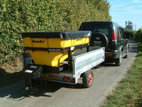 Пескоразбрасыватель навесной SnowEx V-Maxx SP-7550-8500