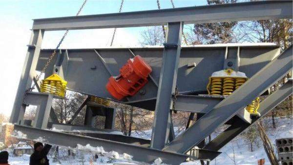 Питатель вибрационный ПВ-150. Вибропитатель (до 220 тонн в час)