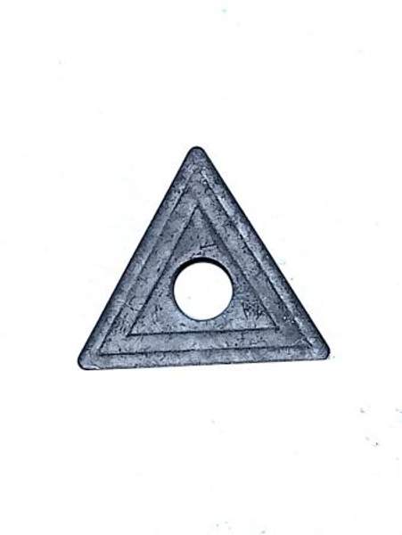 Пластина 3-х гранная правильной формы 01114-220412 Т15К6