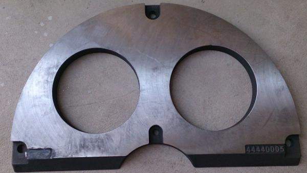 Плита истирания бетононасоса SERMAC Сермак