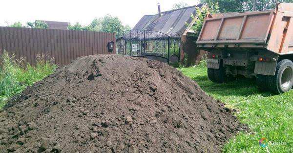 Плодородная земля (лесная, почвогрунт) с доставкой самосвалом