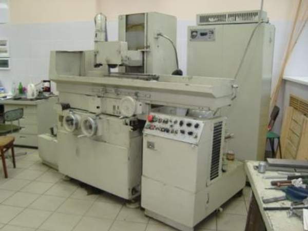 Плоскошлифовальный станок 3Е711ВФ1