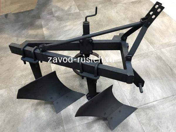 Плуг двухкорпусный 1l-220 на минитрактор от 16 л.с