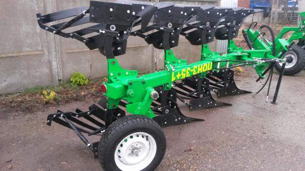 Плуг оборотный 3-35+1