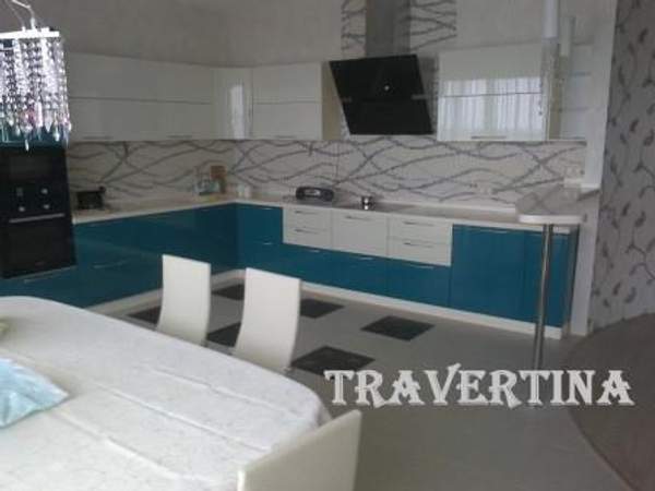 Подоконники — искусственный камень