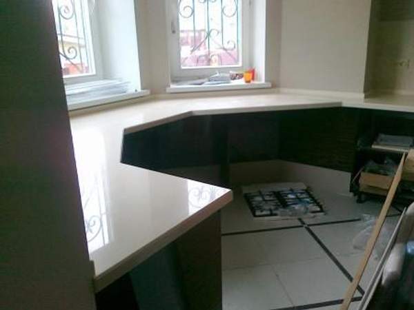 Подоконники из искусственного акрилового камня