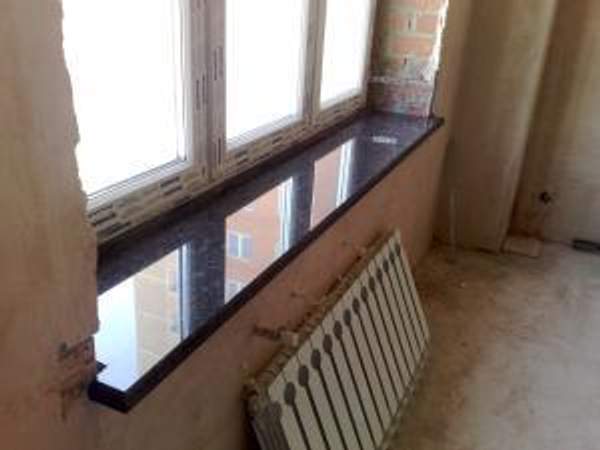 Подоконники коричневый