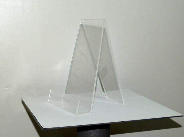 Подставка настольная для книг