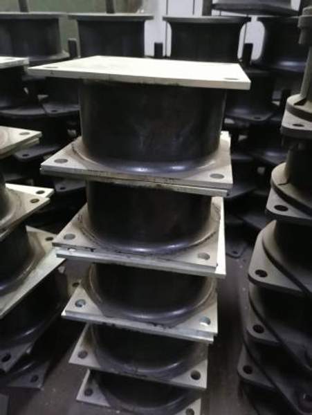 Подушка демпферная катка Dynapac 358172 (4336615-01)