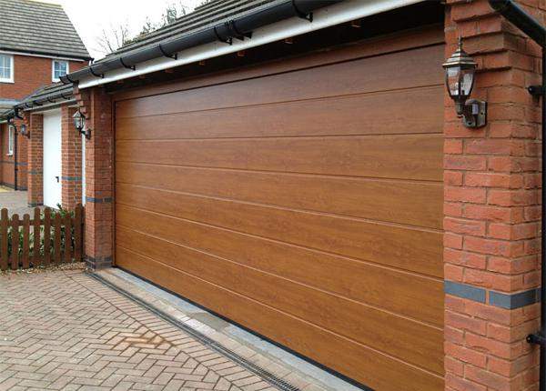 Подъемные гаражные ворота