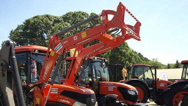 Погрузчик фронтальный Т- 812